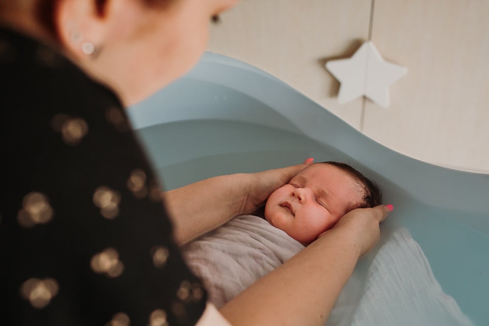Séance photo bain bébé à Marseille